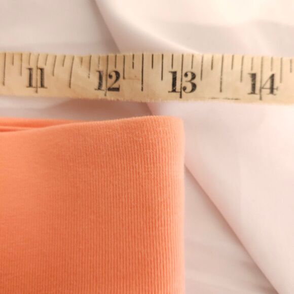 Nike Essiential Womens XS Pink Crimson Bliss Tight FIt Bike Gym Dance Shorts - Picture 6 of 8